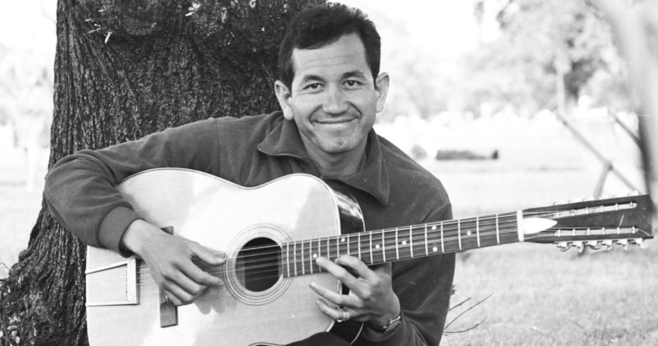 Trini Lopez, músico que influenciou a sonoridade do Foo Fighters, morre vítima de Covid-19