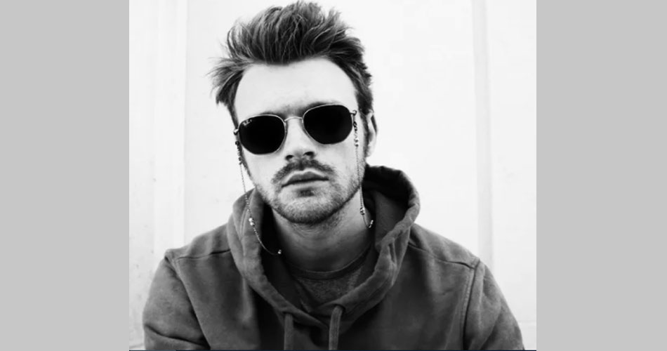 Finneas libera novo single focado em críticas a Donald Trump