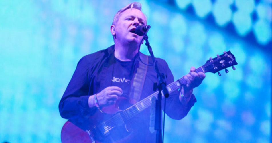 New Order anuncia chegada de álbum ao vivo: Education Entertainment Recreation (Live at Alexandra Palace)