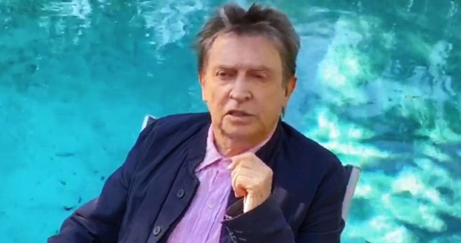 Em vídeo, Andy Summers, do The Police, anuncia lançamento de novo livro