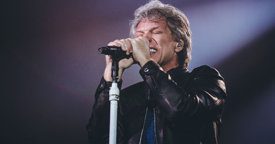 Bon Jovi faz show surpresa em Nashville; veja performance na íntegra