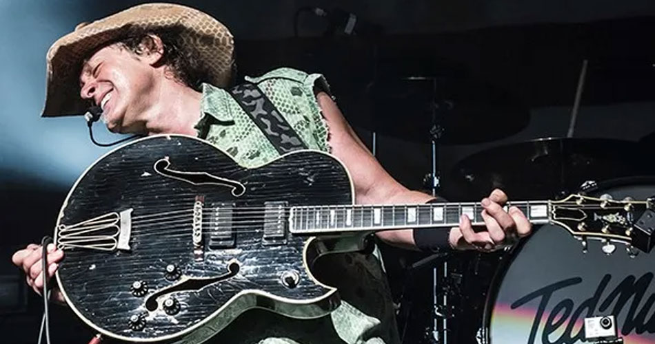 Ted Nugent critica comentários de Gene Simmons sobre não vacinados