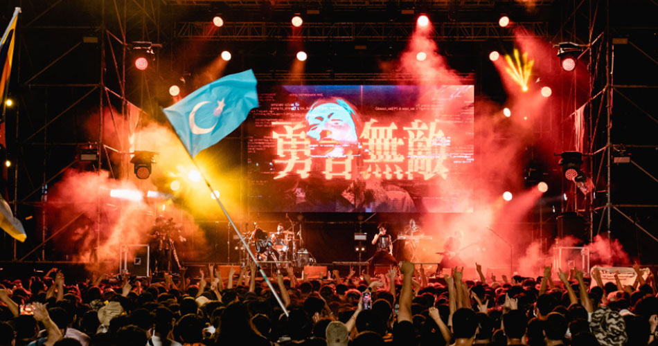 Vídeo mostra energia de festival de rock em Taiwan que reuniu 100 mil pessoas