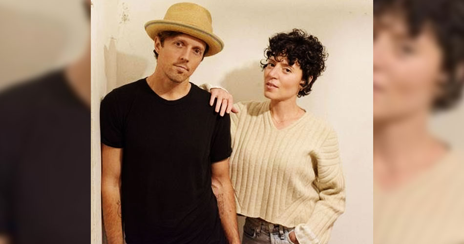 Jason Mraz lança versão ska de seu hit “Lucky” com Emily King