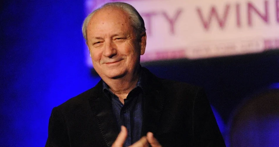 Morre Michael Nesmith, guitarrista do Monkees