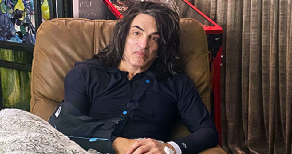 Paul Stanley, do Kiss, passa por cirurgia no ombro