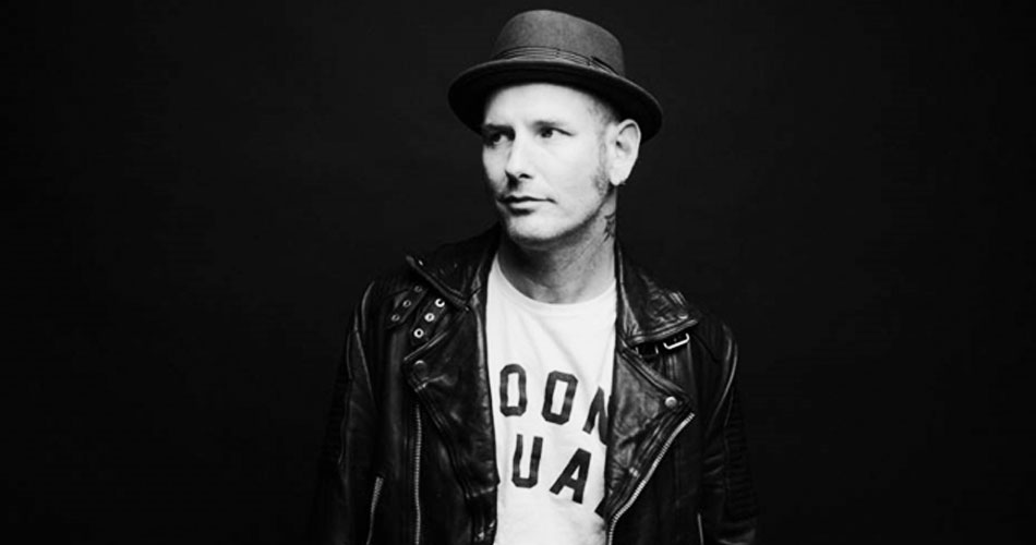 Corey Taylor compartilha vídeo de balada solo e promove chegada de compilação