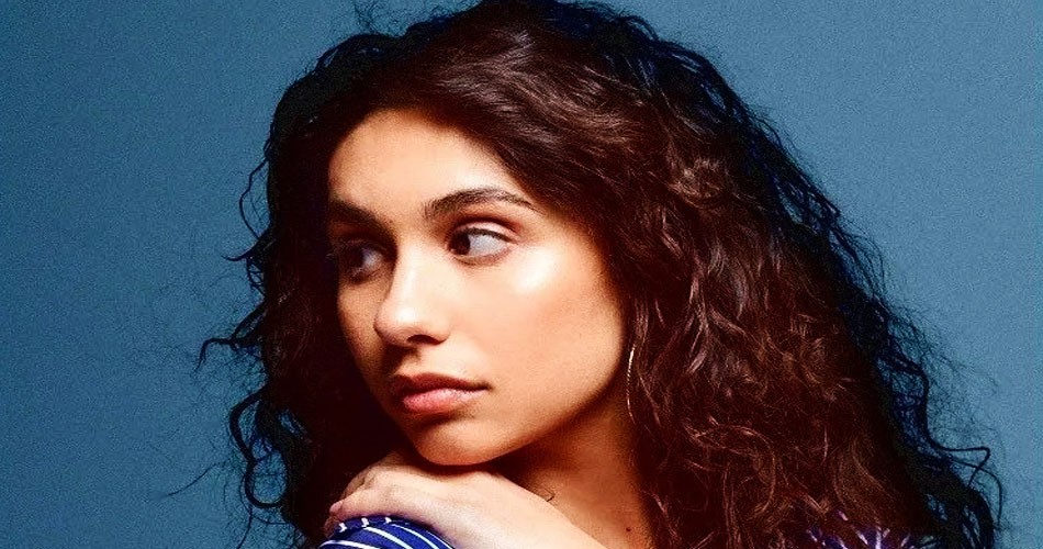 Lollapalooza Brasil: Alessia Cara fala com a 89 FM e destaca sua paixão pela Bossa Nova