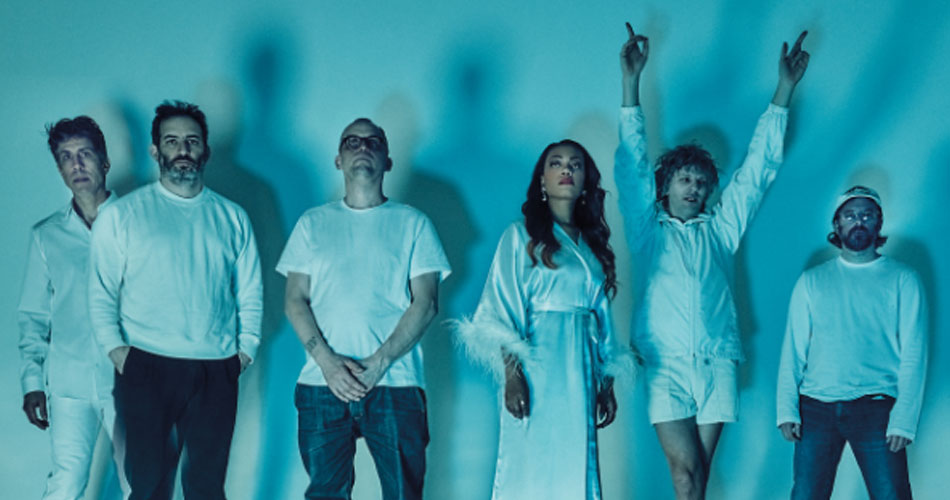 !!! (Chk Chk Chk) revela remixes de “Let It Be Blue”