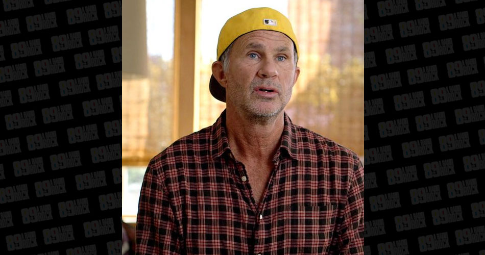 Chad Smith pede desculpas por comentários em artigo polêmico sobre Taylor Hawkins