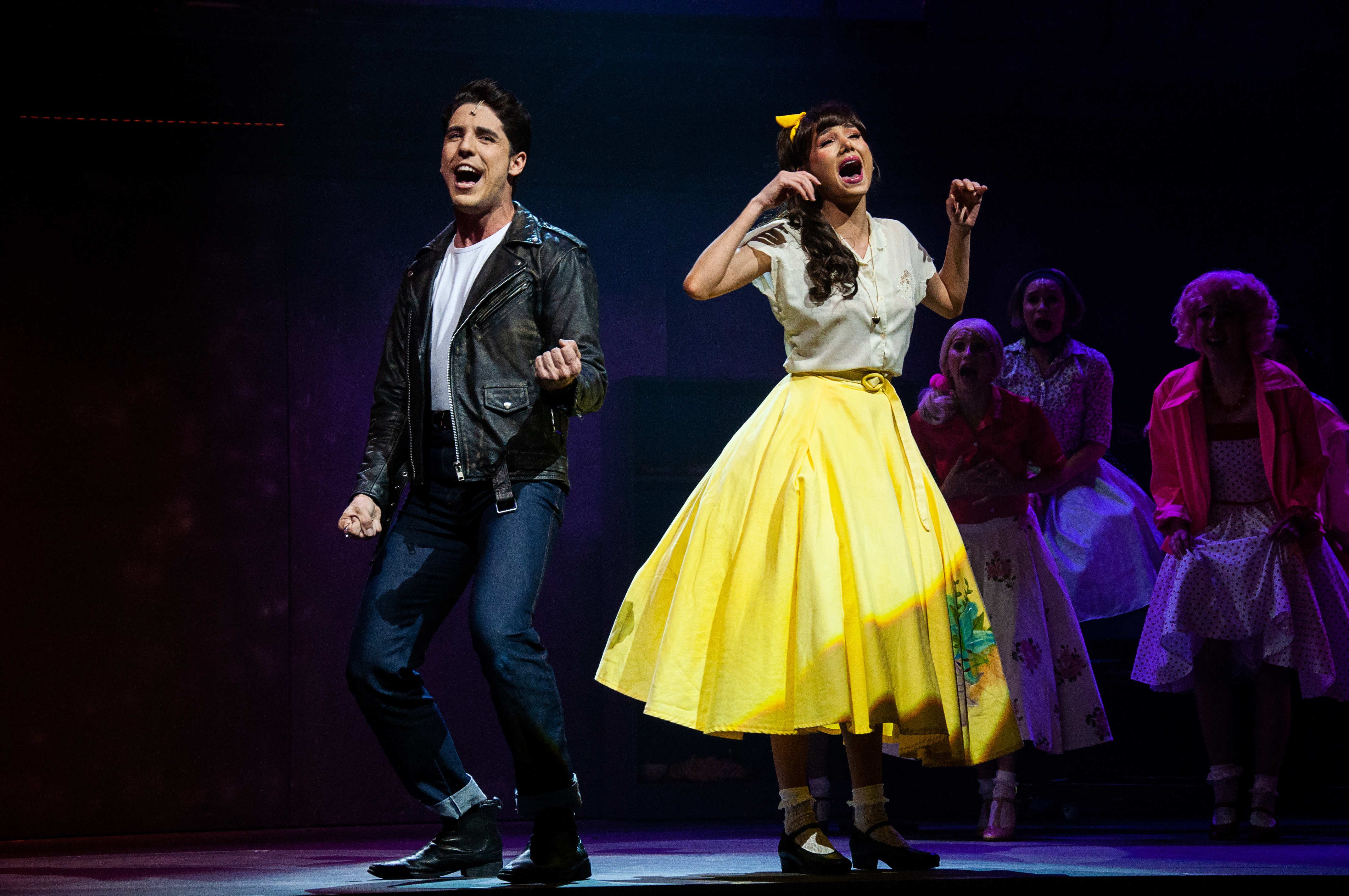 Adaptação brasileira do musical “Grease” estreia em SP