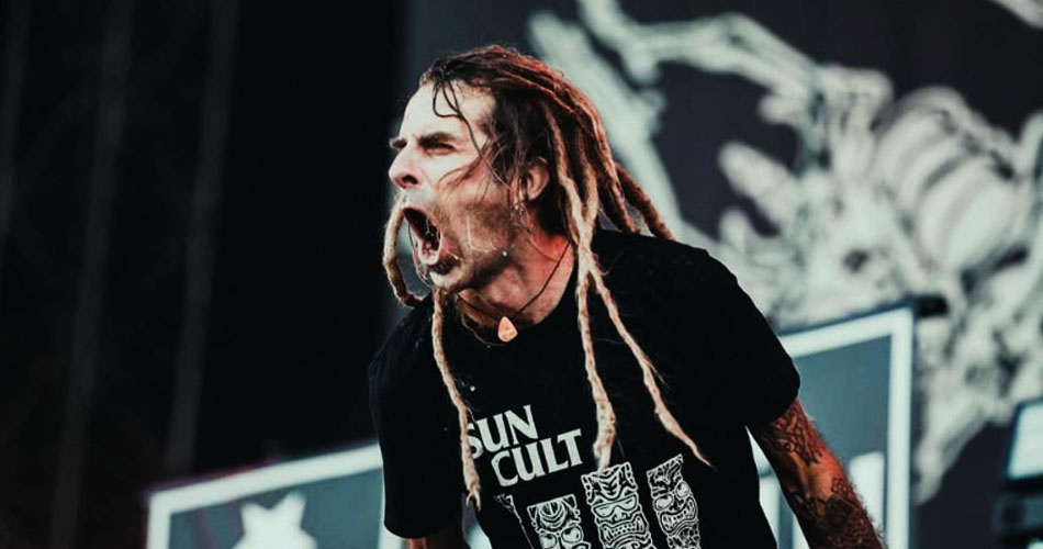 Vocalista do Lamb Of God compra terras para combater desmatamento no Equador