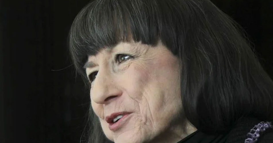 Morre Judith Durham, ícone da música australiana