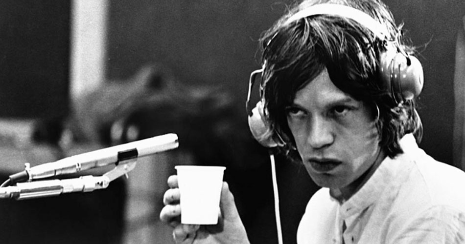 Livro sugere que Mick Jagger manteve romance com outros dois integrantes dos Rolling Stones