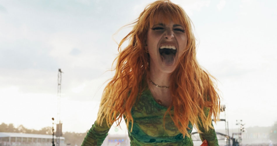 Vídeos: Paramore explica sua essência punk rock e faz estreia ao vivo de faixa de 2009