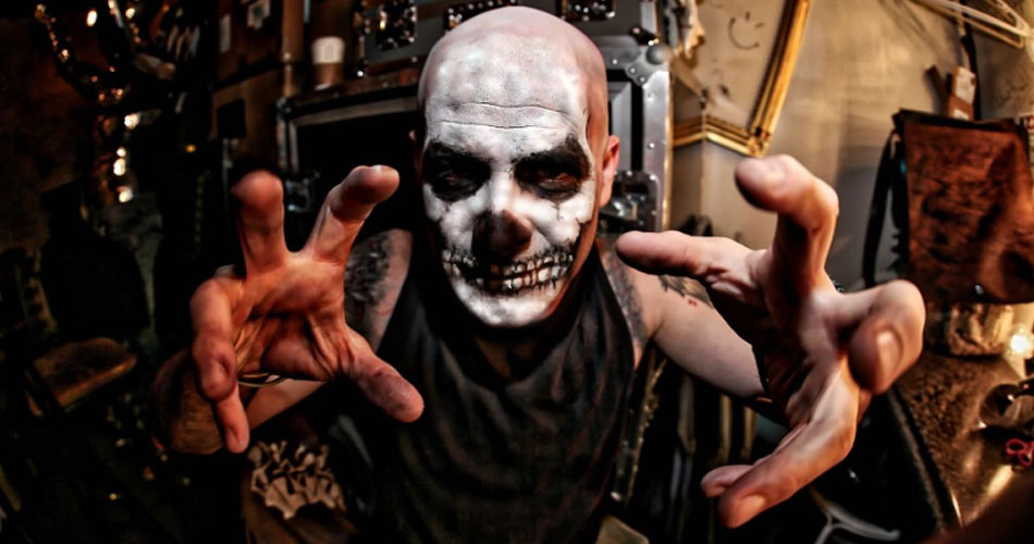 Michale Graves retorna ao Brasil para celebração de sua fase no Misfits