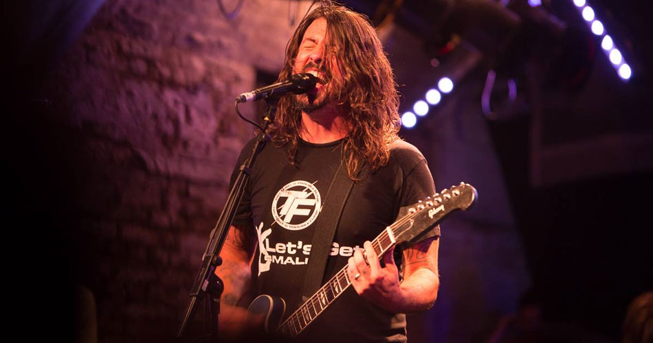 Foo Fighters: banda pode lançar disco novo no mês que vem