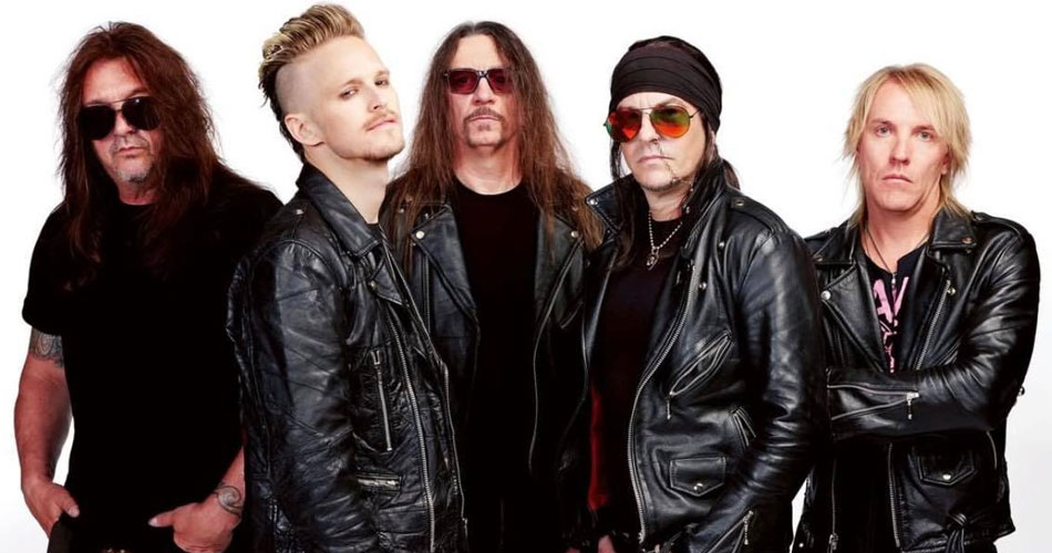 Vocalista adoece e Skid Row cancela turnê japonesa