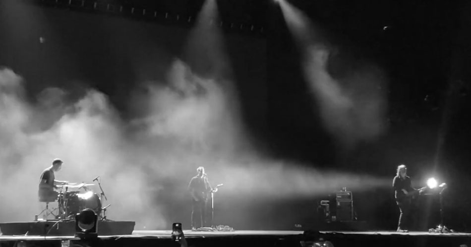 Lollapalooza: Cigarettes After Sex proíbe fotógrafos no palco e exige transmissão em preto e branco na TV