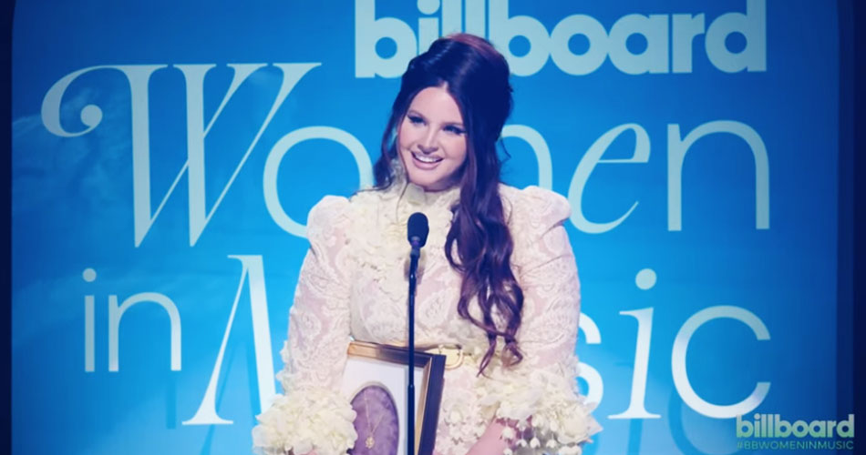 Lana Del Rey recebe Prêmio Visionário da Billboard Women in Music 2023