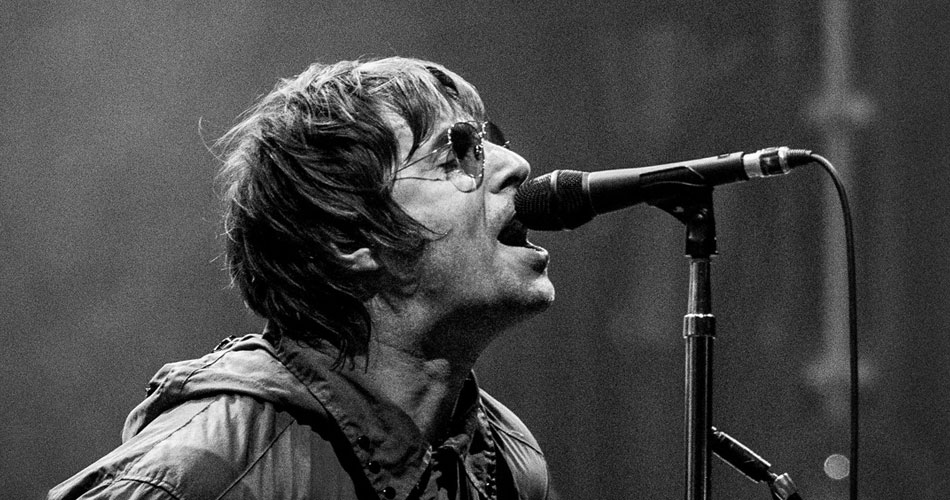 Liam Gallagher retorna ao Twitter pela 1ª vez após título do Manchester City e anuncia show especial