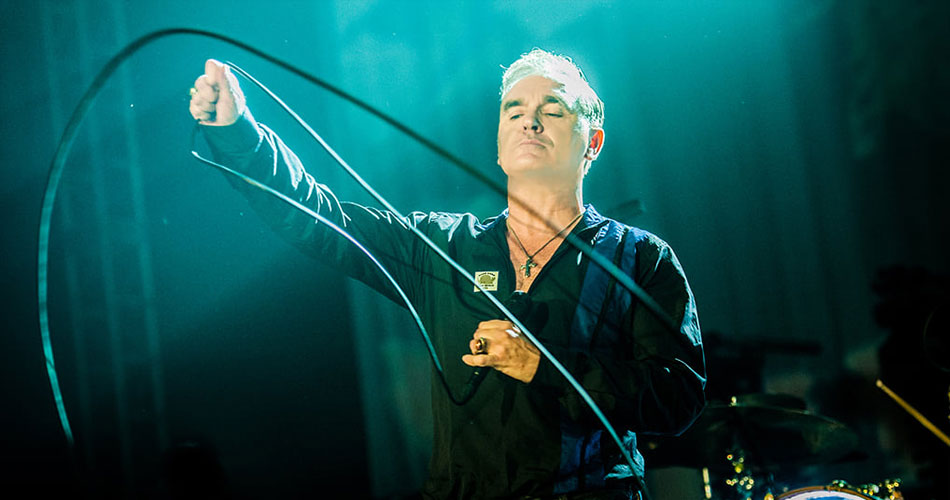 Morrissey sai em defesa de orcas e golfinhos antes de show na Inglaterra