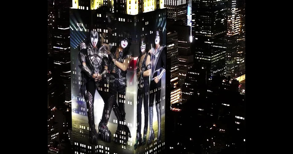 KISS ilumina Empire State para anunciar seus shows de despedida