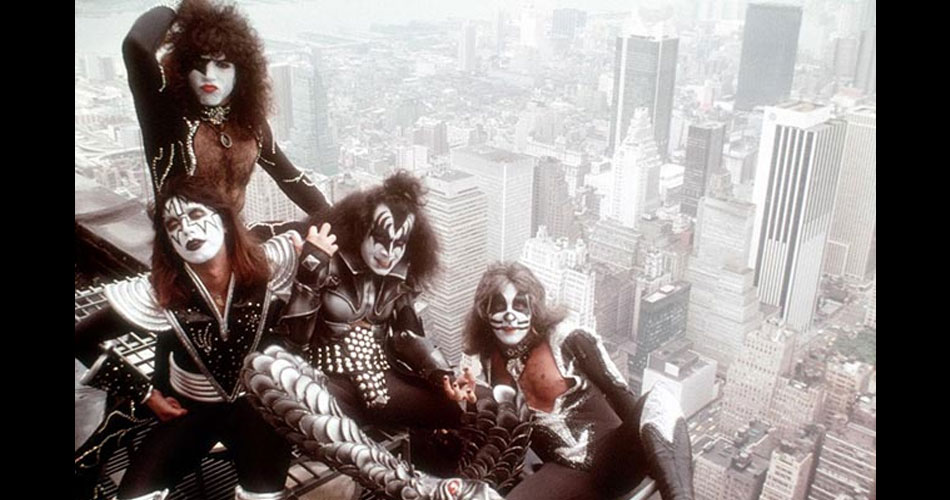 Prefeitura de Nova York decreta o Dia do KISS