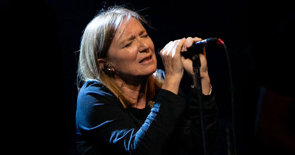 Beth Gibbons, do Portishead, lança vídeo interativo do novo single “Reaching Out”