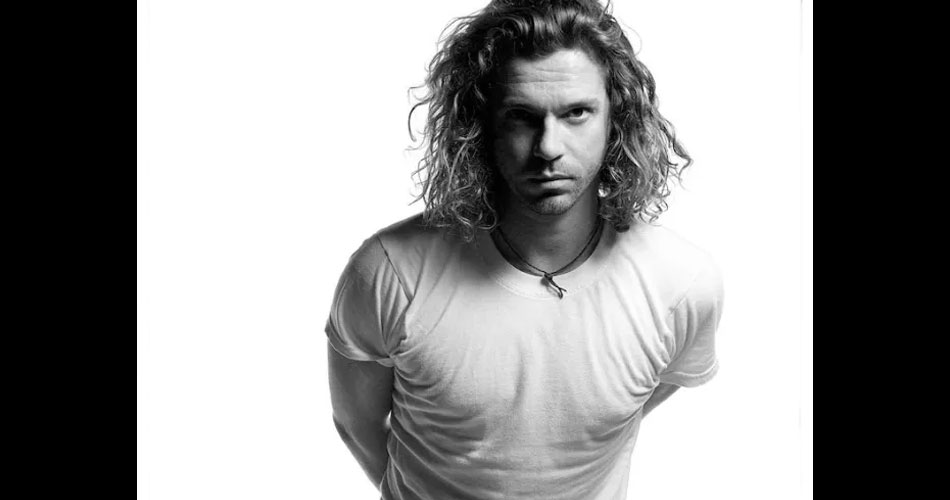 INXS: música inédita de Michael Hutchence é disponibilizada para audição