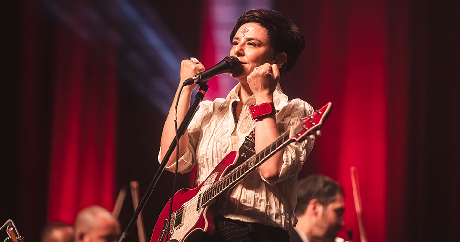 Pato Fu lança álbum com Orquestra Ouro Preto e faz show gratuito em Copacabana