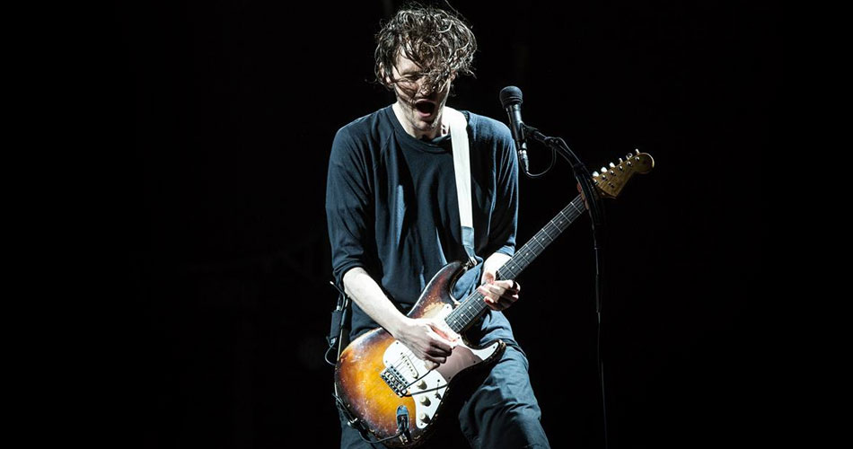 Josh Klinghoffer, ex-RHCP, enfrenta processo por atropelamento e morte de pedestre