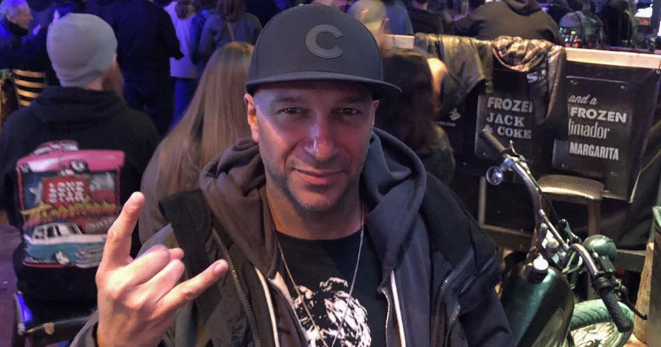 Tom Morello diz que é hora de quem curte heavy metal mudar o mundo