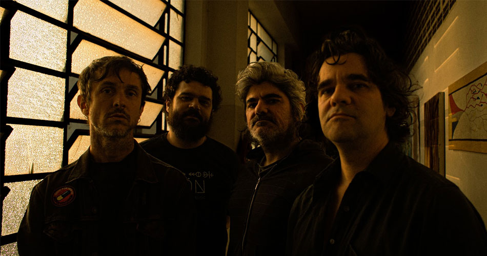 Brasileiros do Forgotten Boys provam que o rock está vivo com o explosivo “Click Clack”