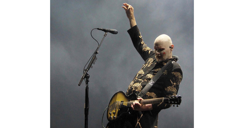 Billy Corgan diz que está à altura dos maiores guitarristas de todos os tempos