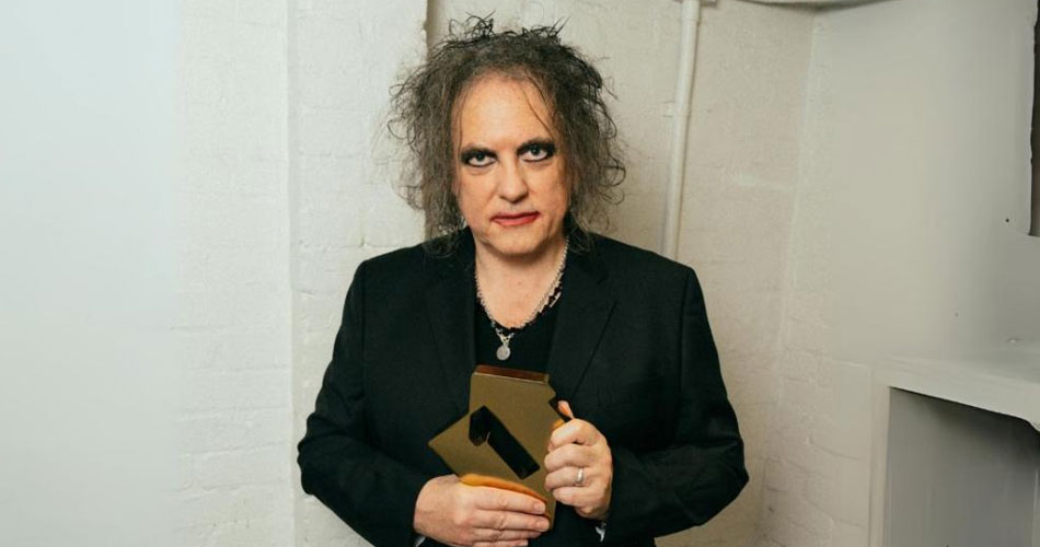 The Cure retorna ao topo da parada britânica após 32 anos